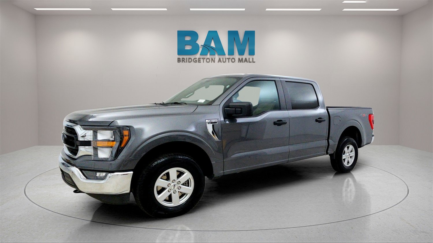 Used 2023 Ford F150 XLT image 3