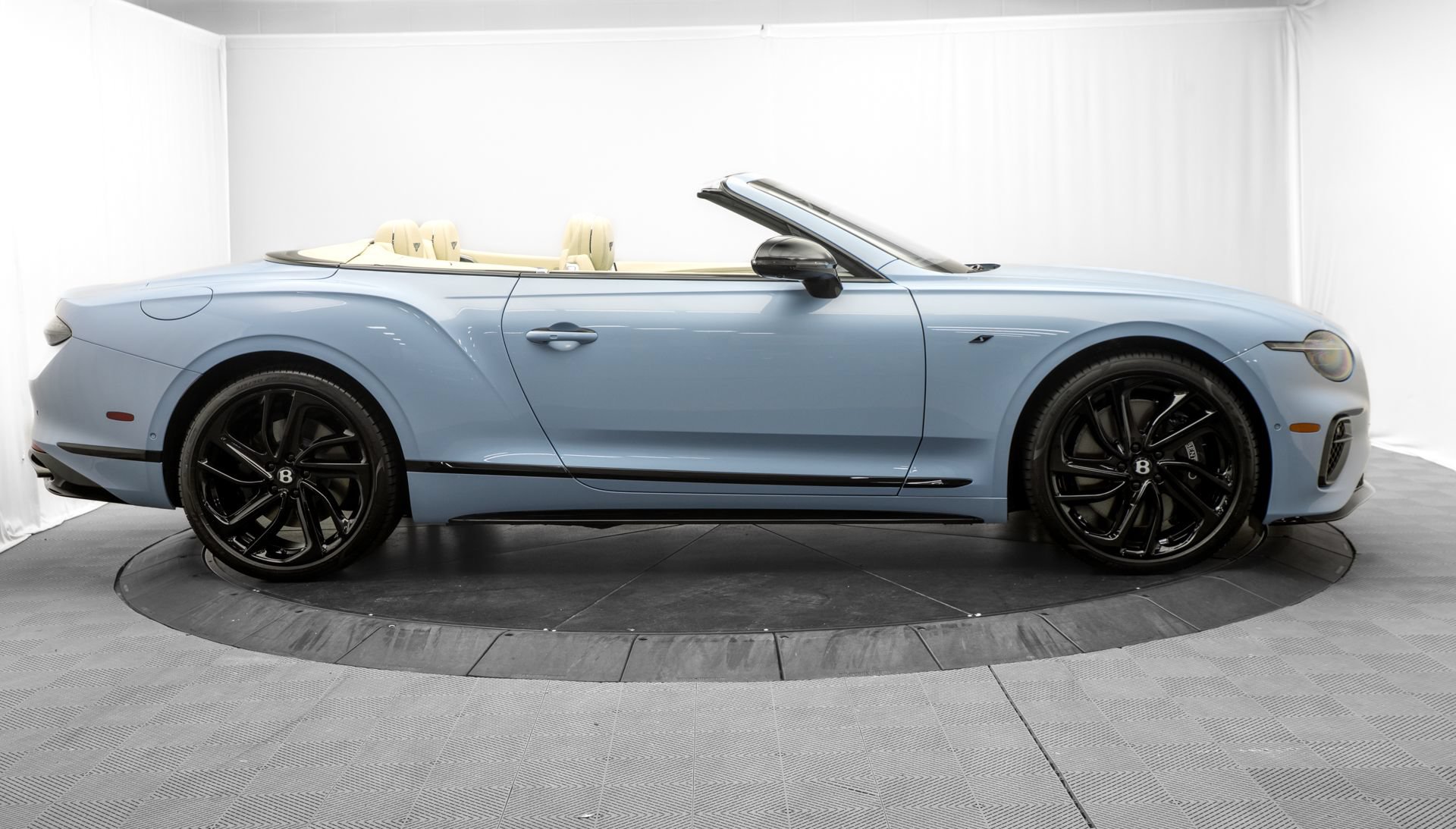 New 2026 Bentley Continental GT AWD/4WD image 8