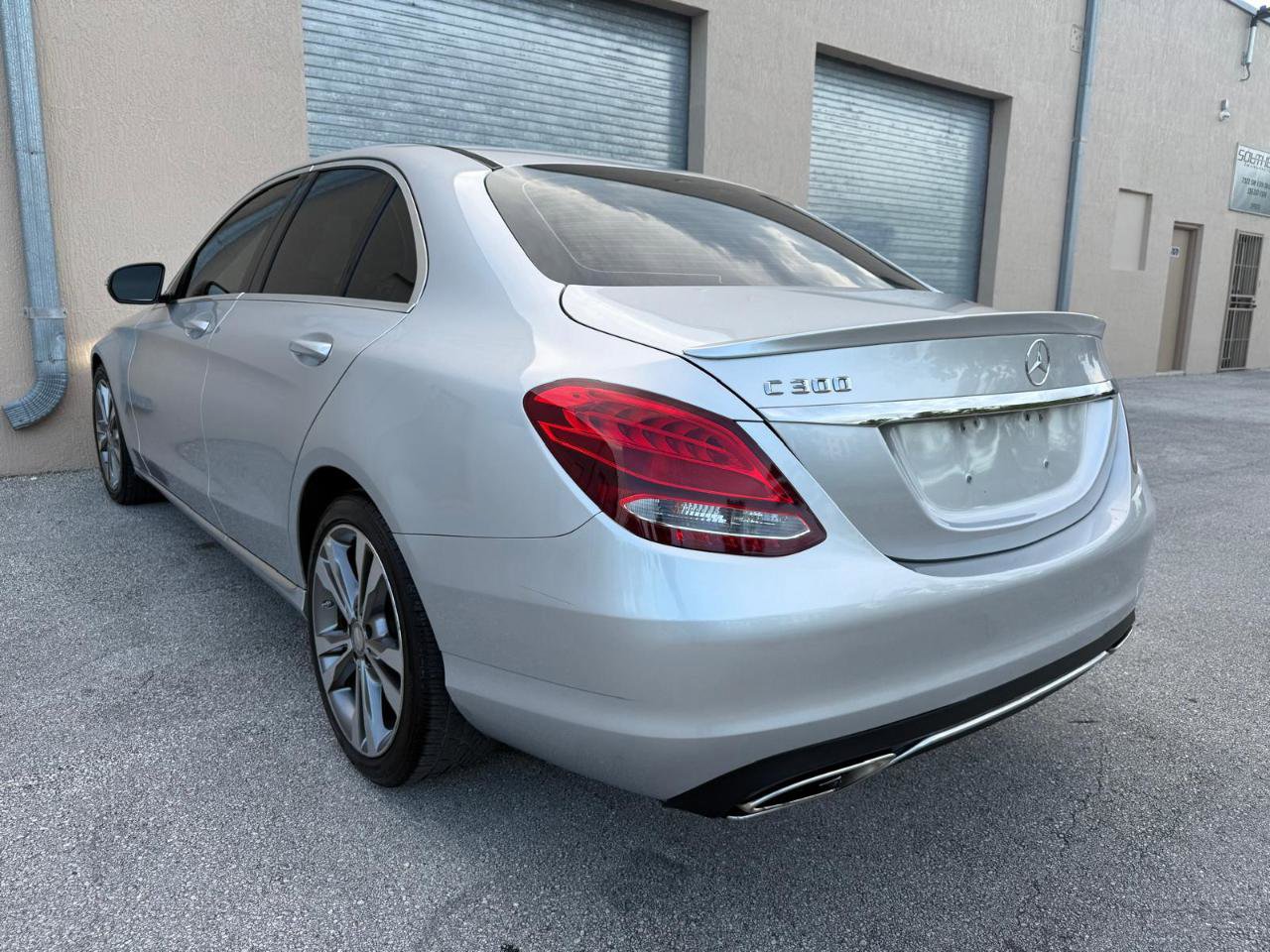 Used 2016 Mercedes-Benz C 300 Sedan image 10