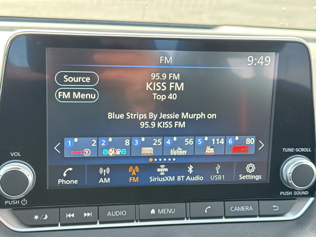 New 2025 Nissan Sentra SR image 18