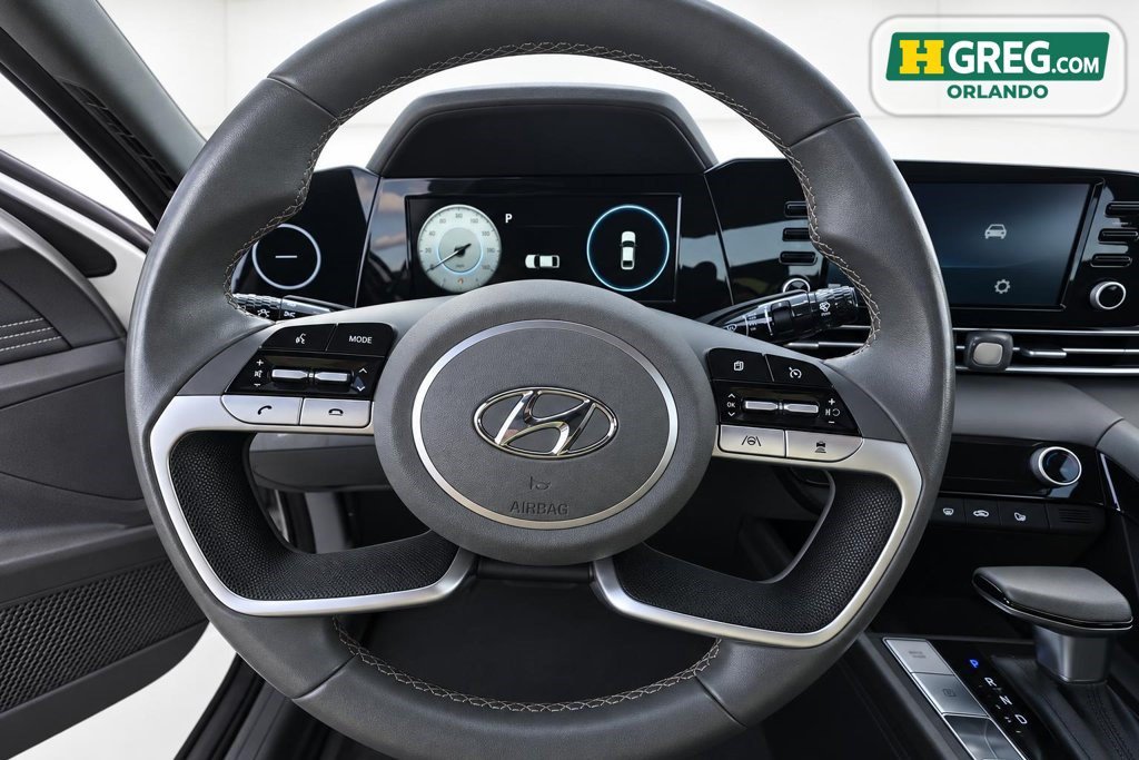 Used 2021 Hyundai Elantra SEL w/ Convenience Package FWD image 13