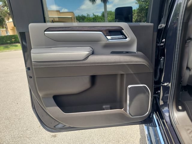 New 2026 GMC Sierra 3500 SLT w/ SLT Convenience Package AWD/4WD image 10