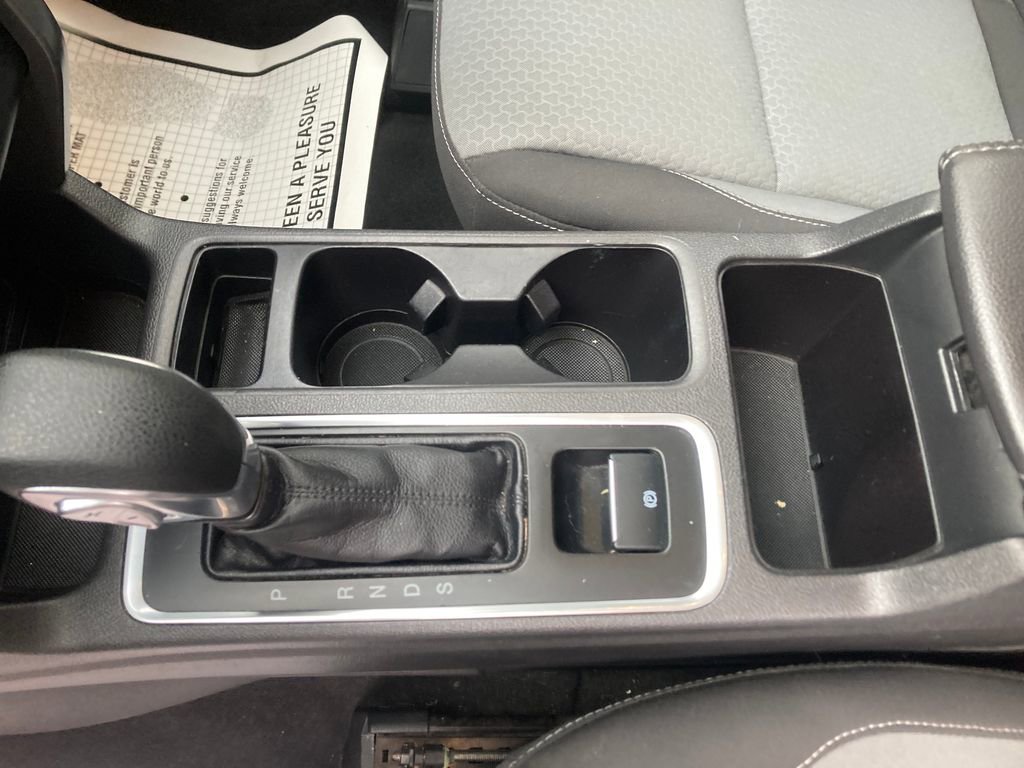 Used 2018 Ford Escape SE image 30