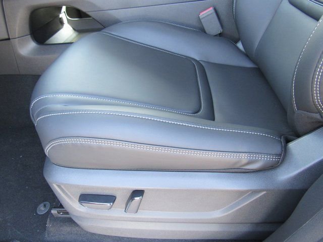 New 2026 Nissan Armada SV image 14