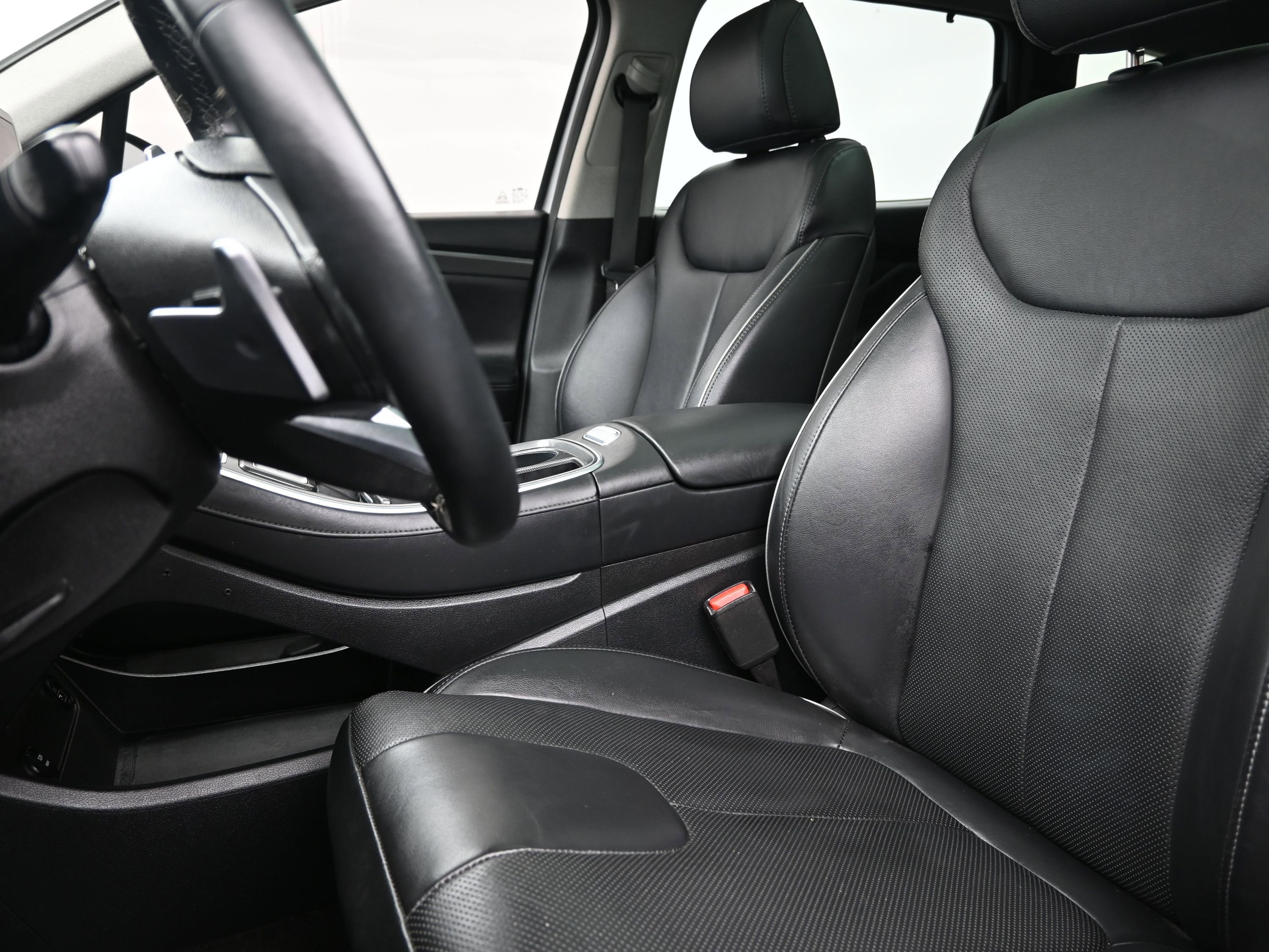 Used 2022 Hyundai Santa Fe Limited image 11