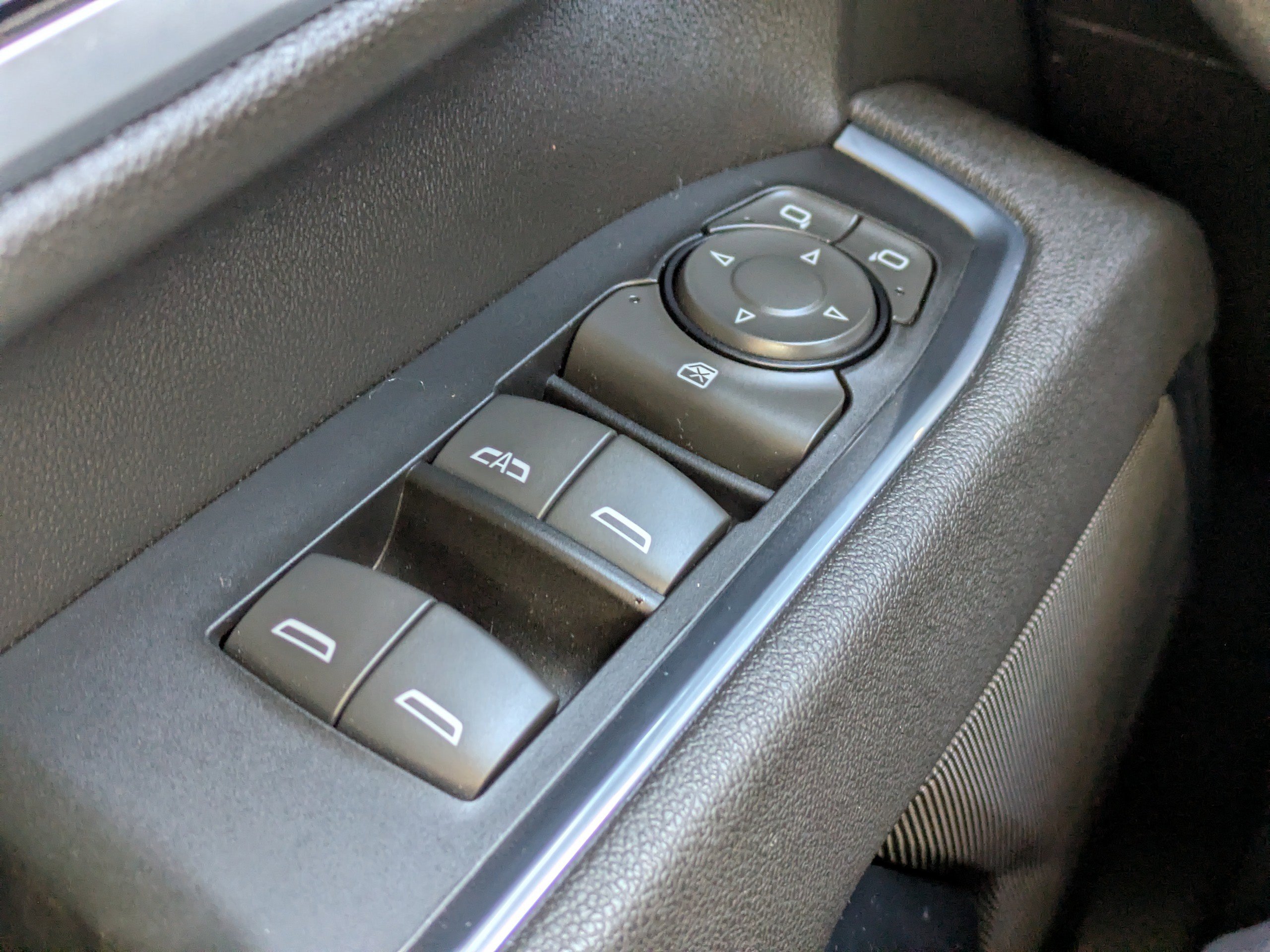 Used 2025 Chevrolet Silverado 2500 LT image 24