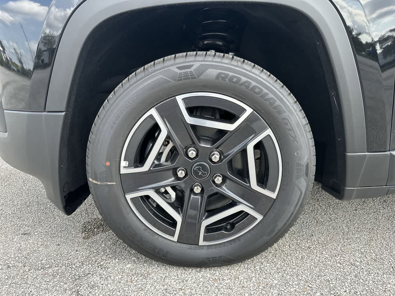 New 2026 Jeep Cherokee Limited AWD/4WD image 13