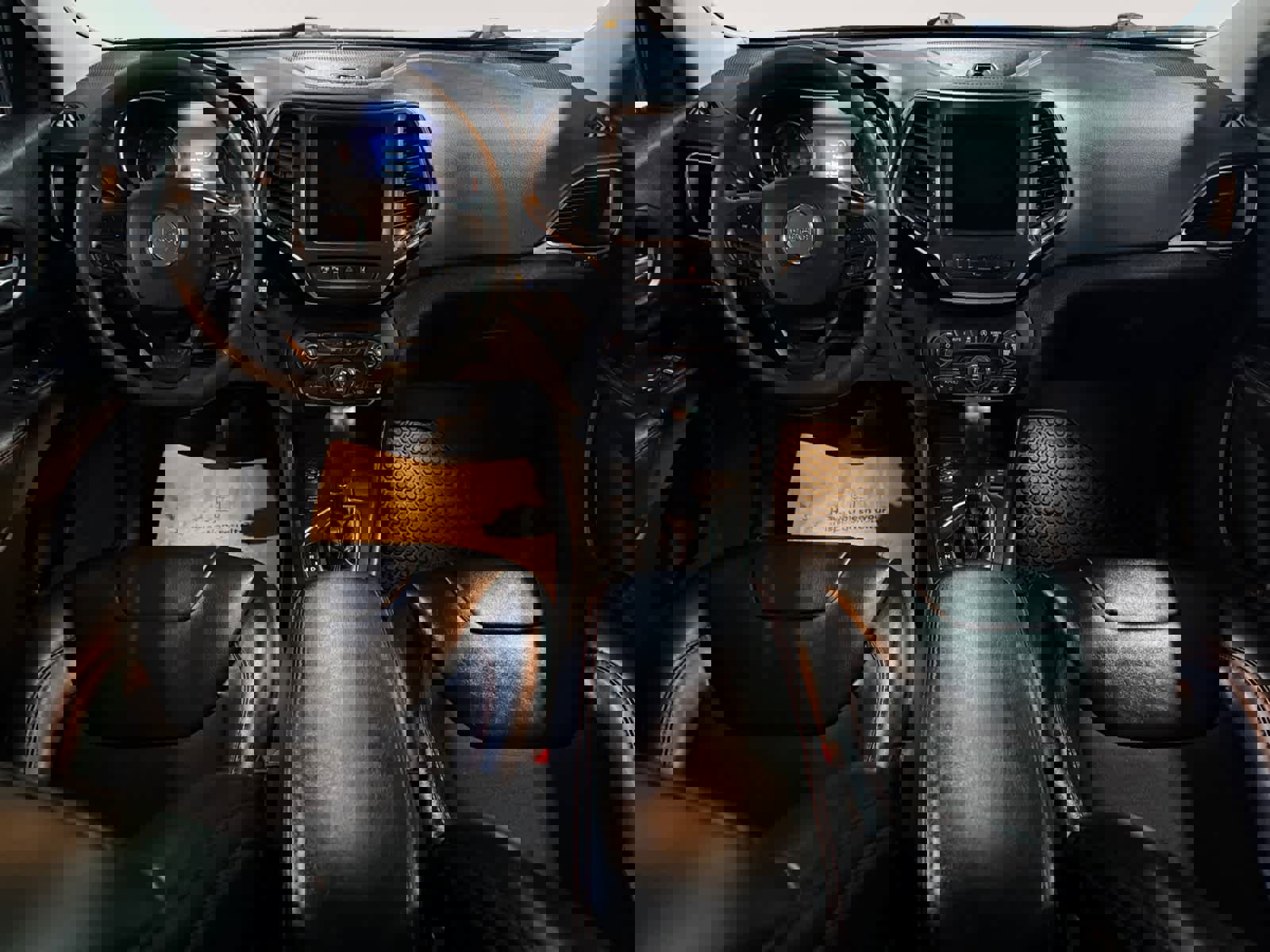 Used 2020 Jeep Cherokee Trailhawk w/ Technology Group image 14