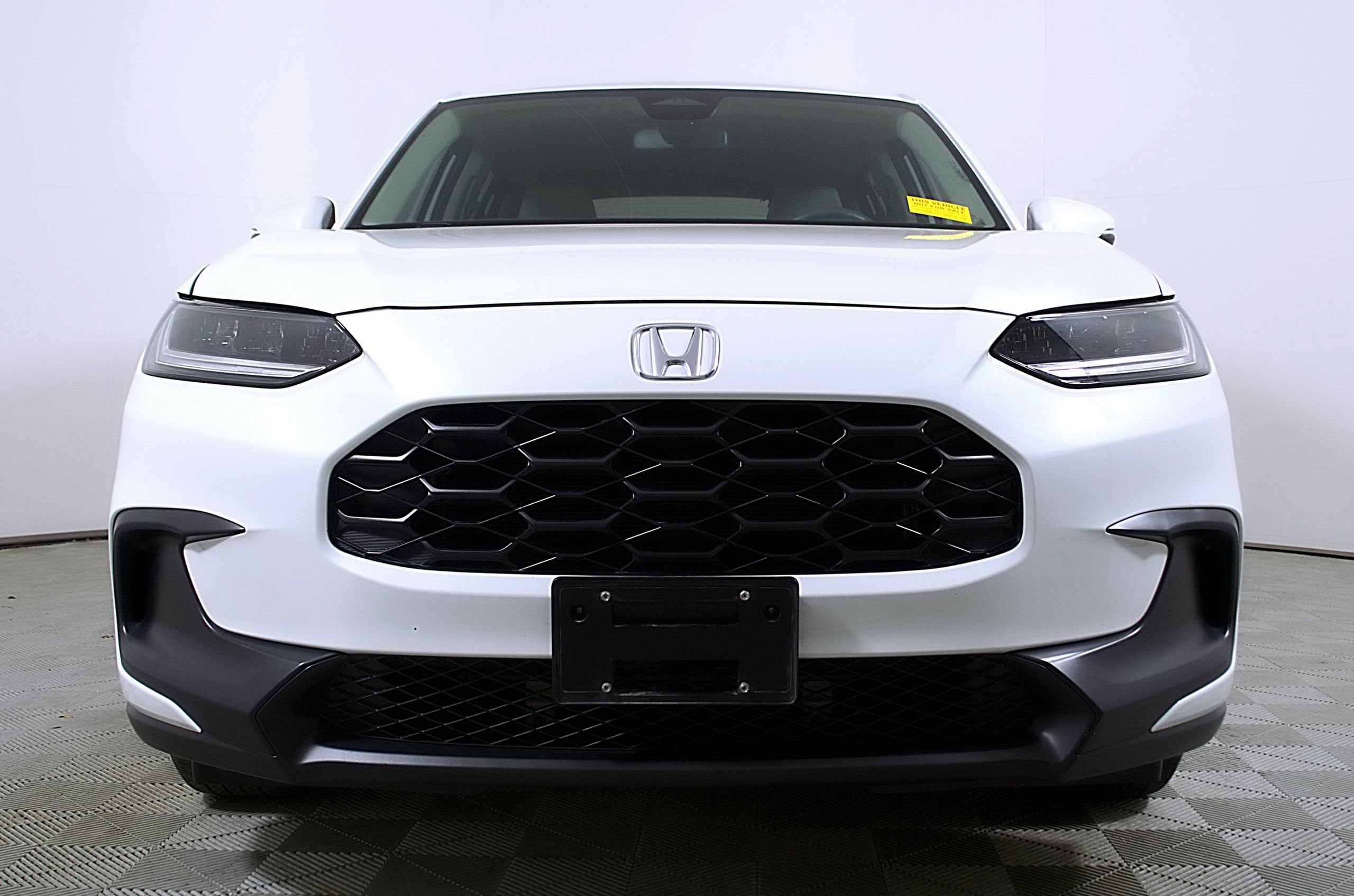 Used 2025 Honda HR-V LX image 5