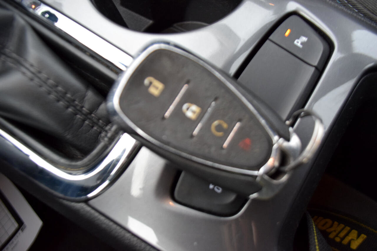 Used 2018 Chevrolet Cruze LT w/ Convenience Package image 36