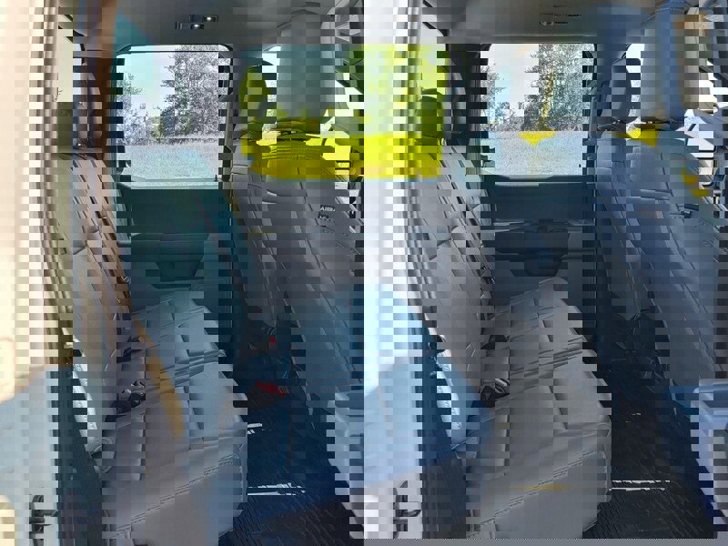 Used 2024 Ford F250 XL image 12