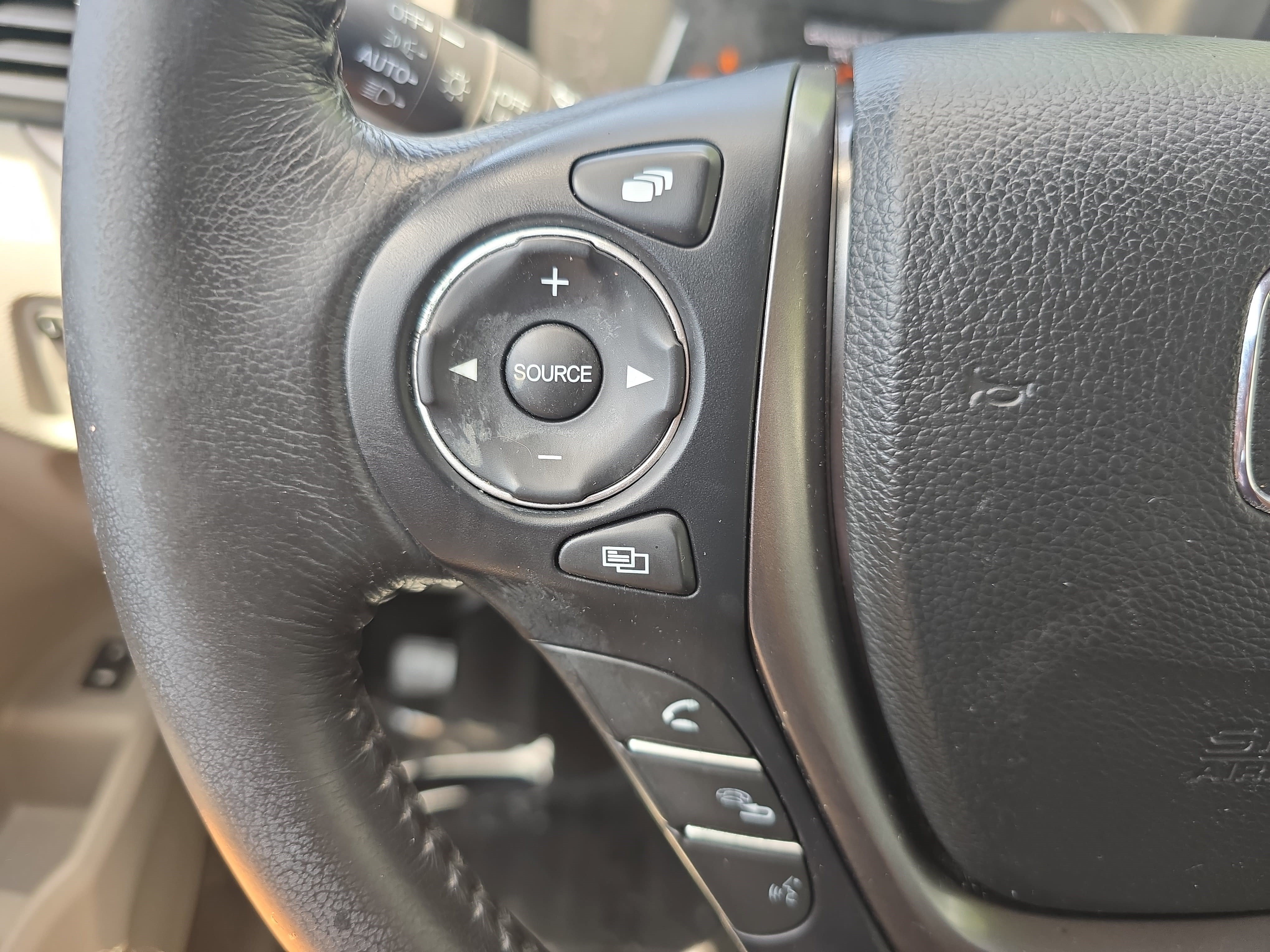 Used 2018 Honda Pilot EX-L image 19