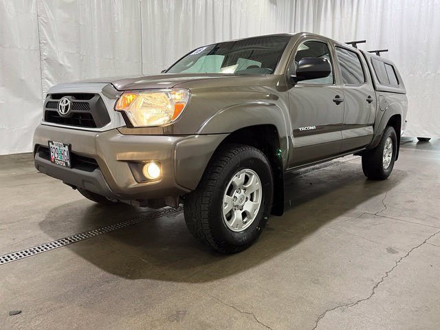 Used 2015 Toyota Tacoma PreRunner w/ TRD Off-Road Package RWD image 25