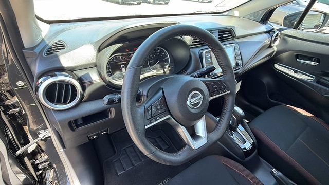 Used 2020 Nissan Versa SR FWD image 31