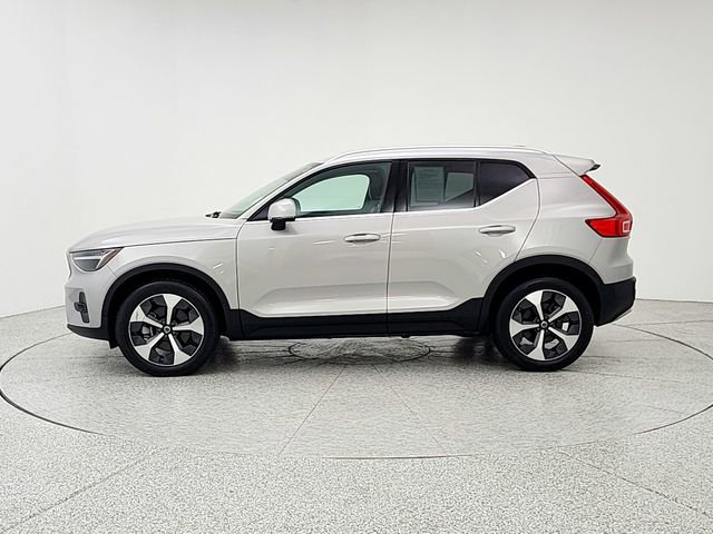 Certified 2023 Volvo XC40 B5 Plus w/ Protection Package Premier AWD/4WD image 8