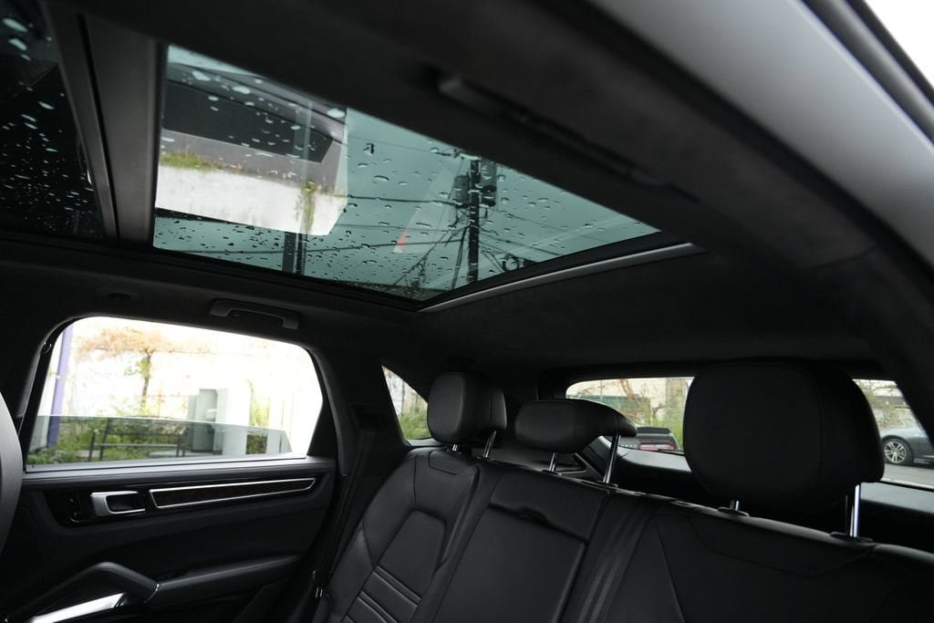 Used 2019 Porsche Cayenne Turbo AWD/4WD image 20