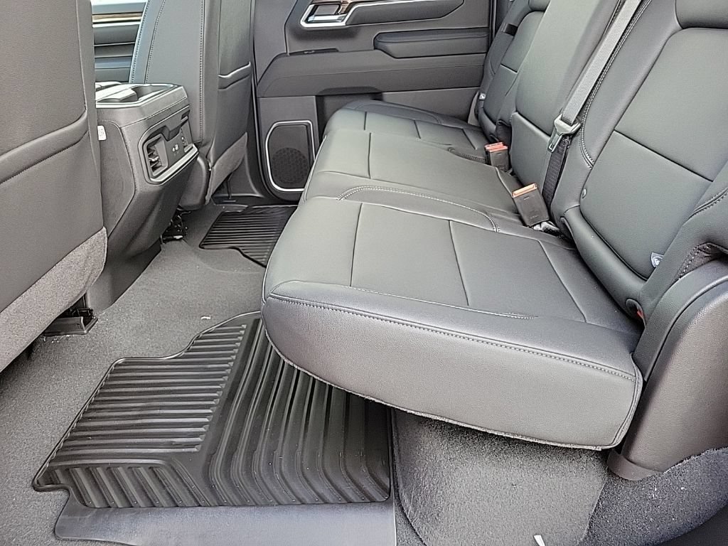 New 2026 Chevrolet Silverado 3500 LT w/ All Star Edition AWD/4WD image 8