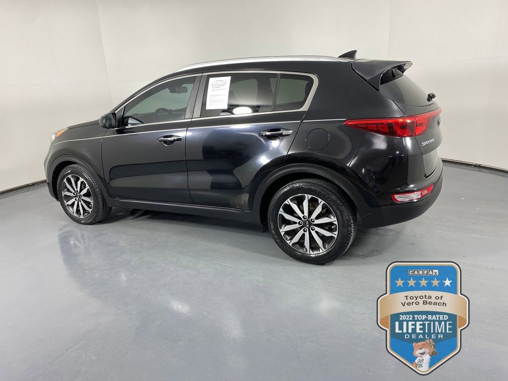 Used 2017 Kia Sportage EX image 4