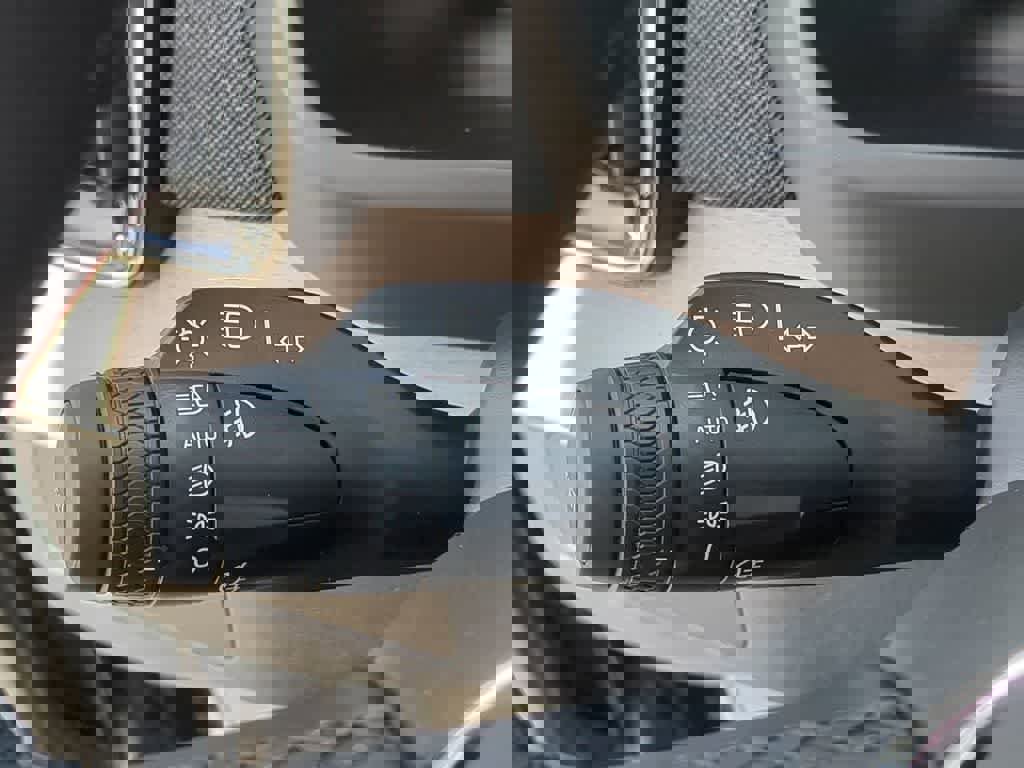 Certified 2026 Volvo XC90 B6 Plus w/ Protection Package Premier image 25