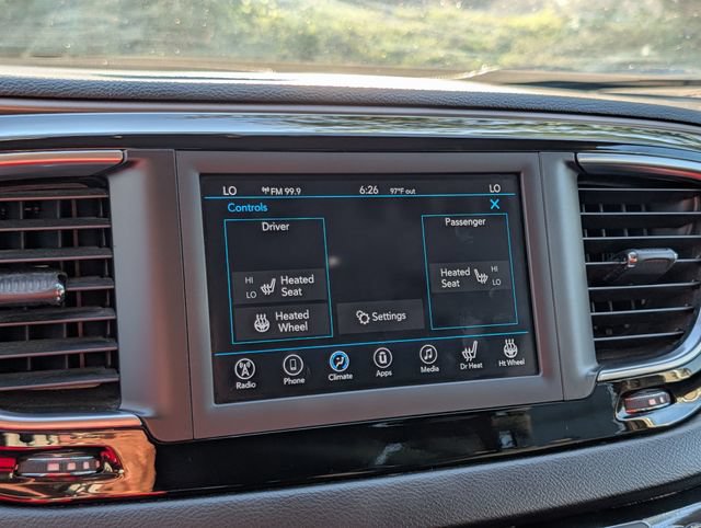 Used 2019 Chrysler Pacifica Touring Plus w/ Tire & Wheel Group FWD image 20