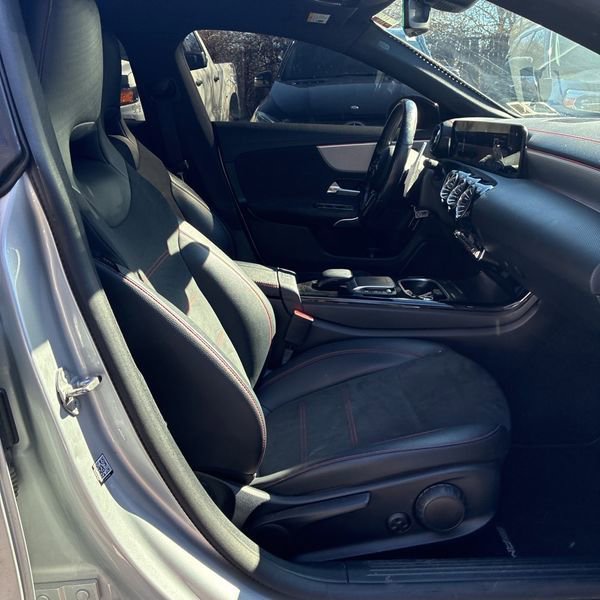 Used 2022 Mercedes-Benz CLA 250 4MATIC image 6
