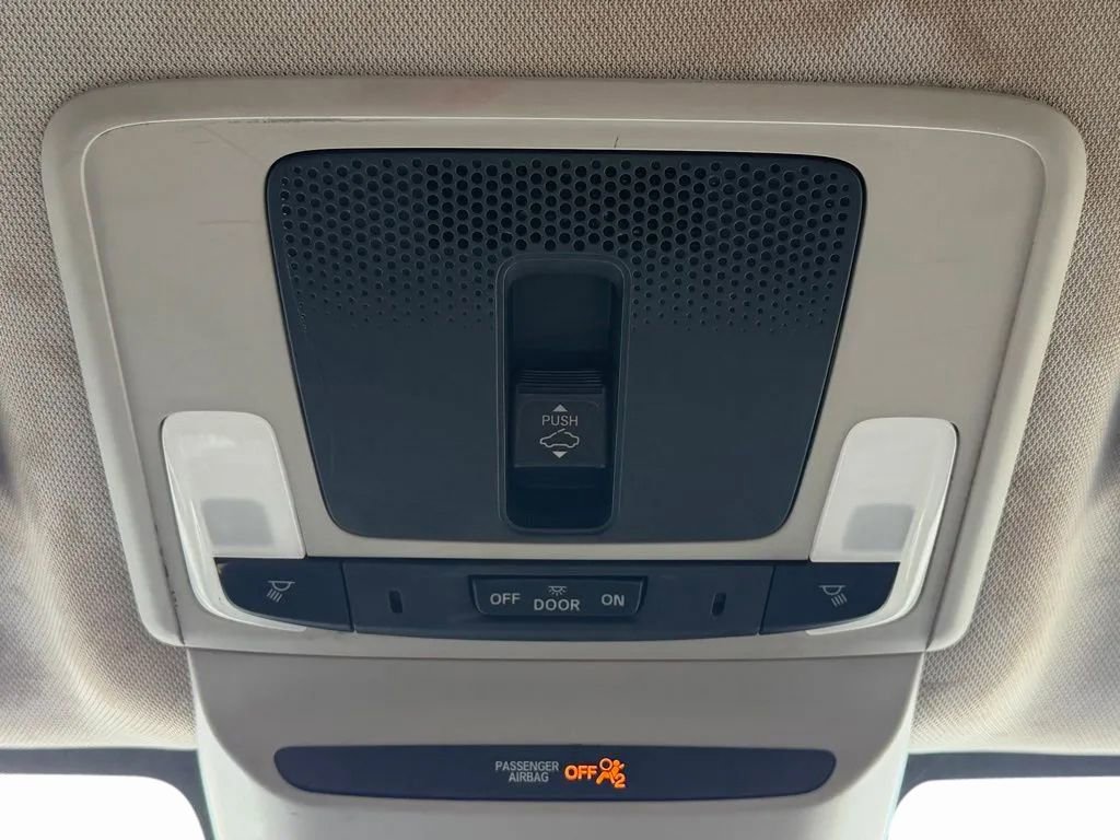 Used 2023 Honda HR-V EX-L image 11