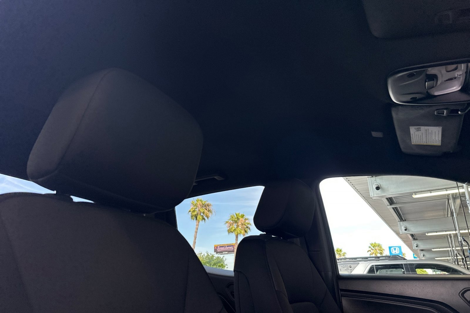 Used 2023 Chevrolet Colorado W/T image 15