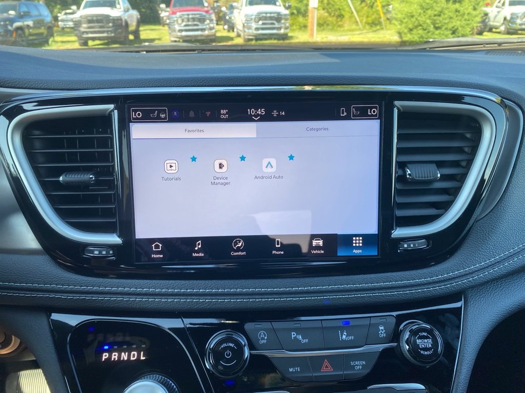 New 2026 Chrysler Pacifica Select w/ S Appearance Package image 35