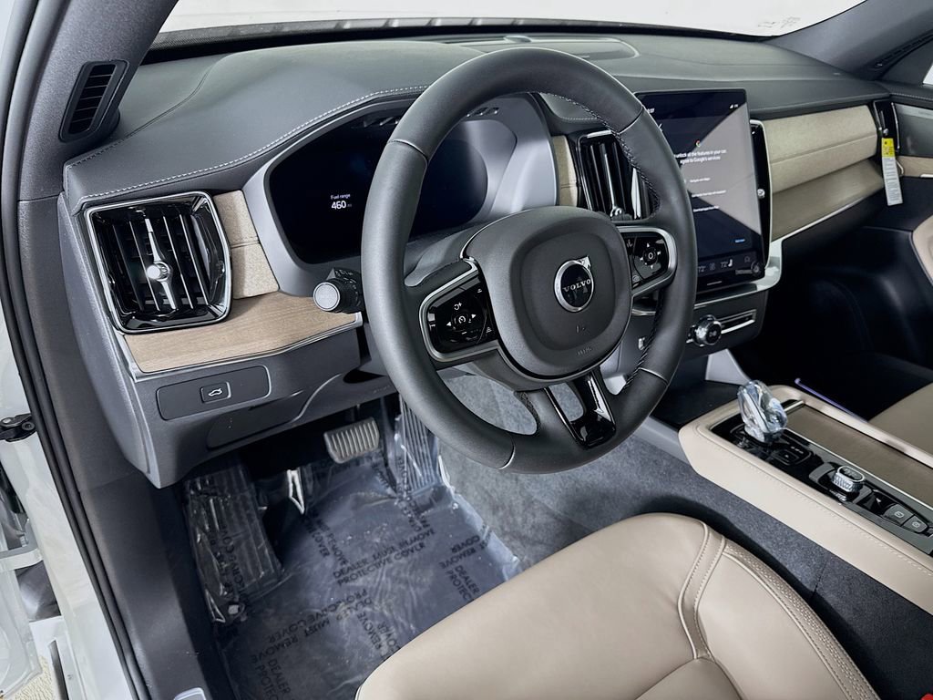 New 2026 Volvo XC90 B6 Plus w/ Protection Package Premier image 9