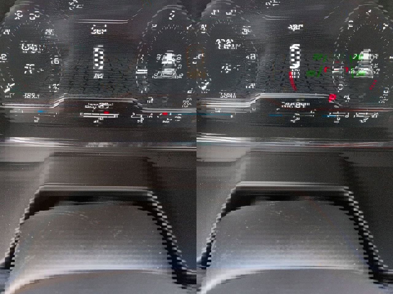 Used 2024 GMC Yukon SLT image 13