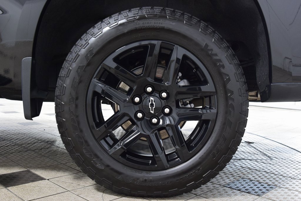 Used 2025 Chevrolet Silverado 1500 High Country w/ Midnight Edition image 26