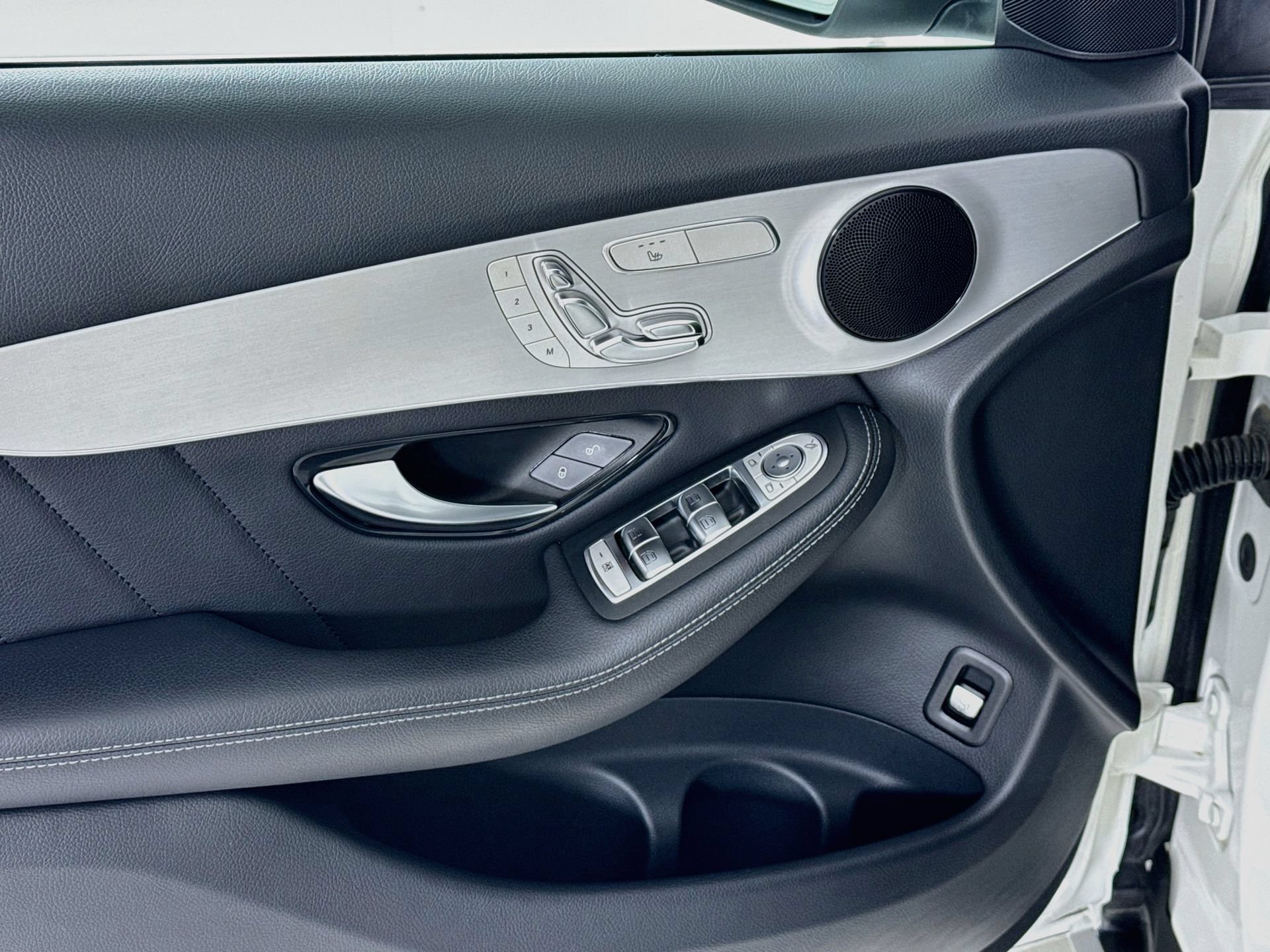 Certified 2019 Mercedes-Benz GLC 300 image 19