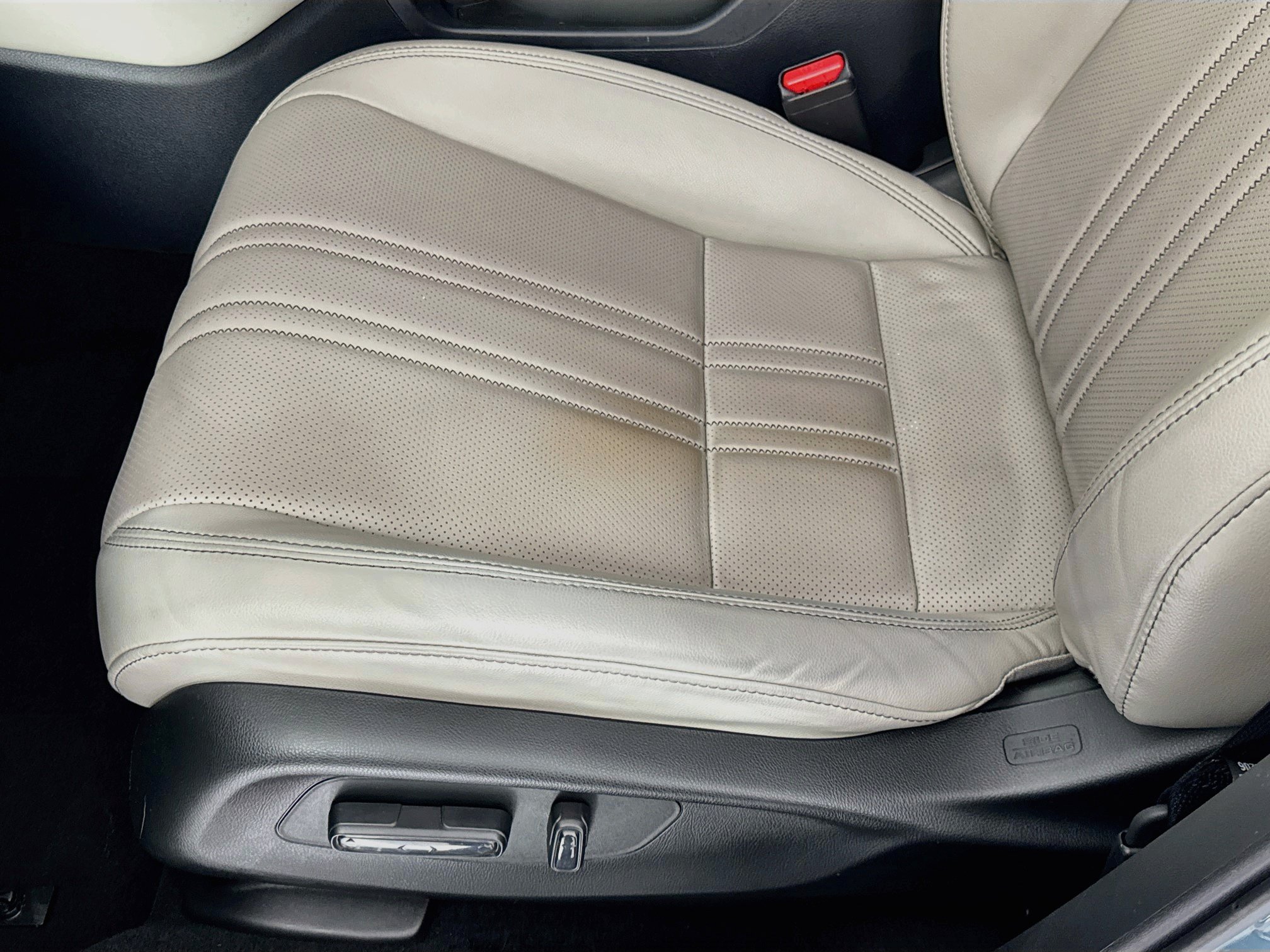 Certified 2024 Honda HR-V EX-L image 18