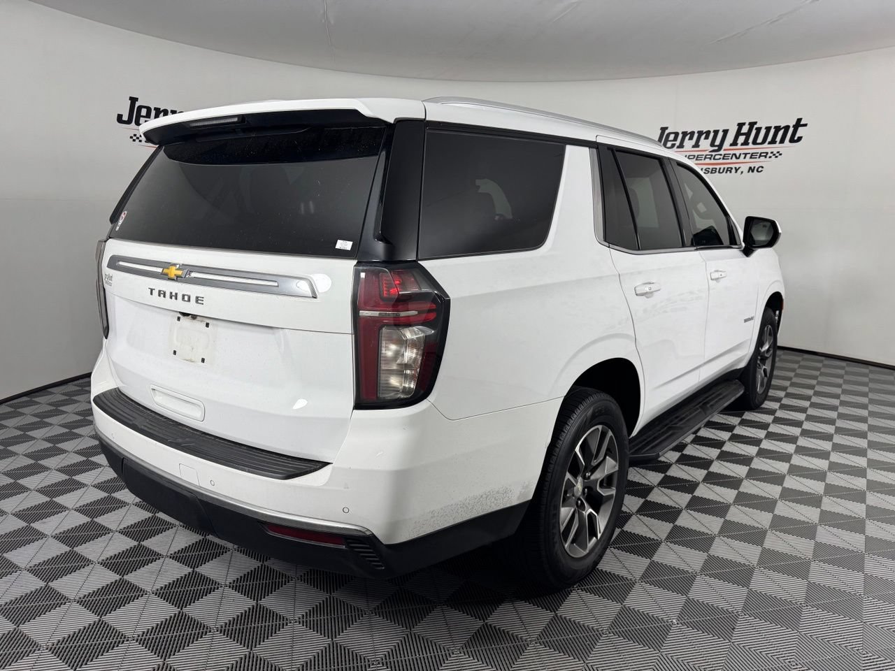 Used 2023 Chevrolet Tahoe LS w/ Driver Alert Package RWD image 7