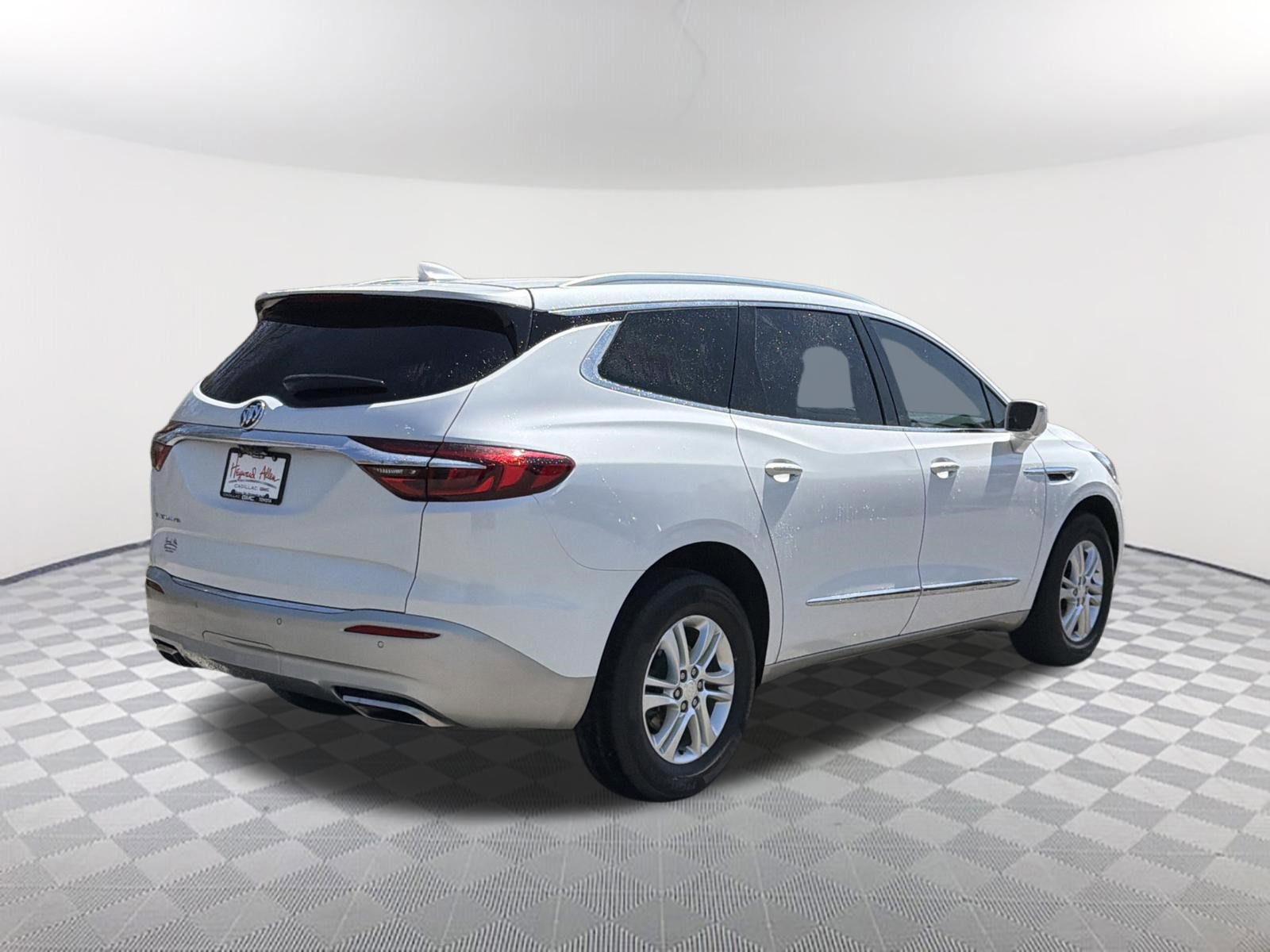 Used 2020 Buick Enclave Essence w/ Sound and Sites Package image 6