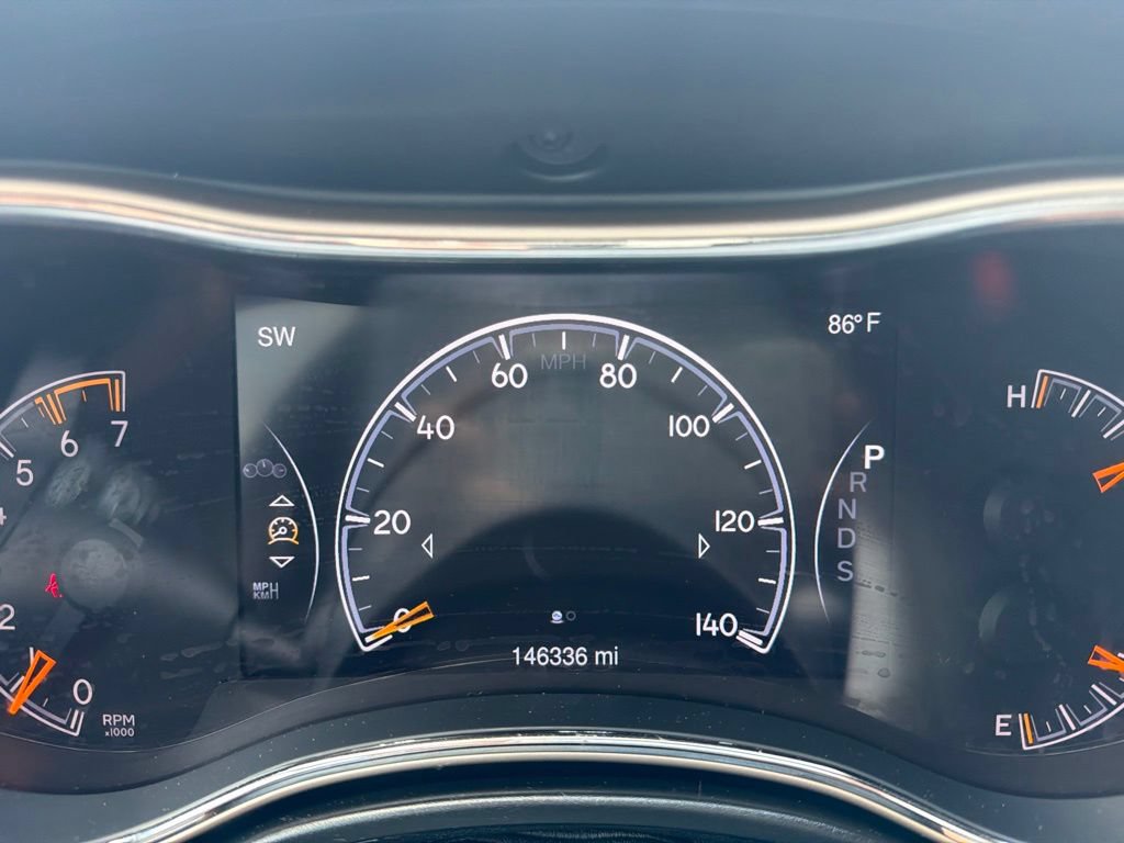 Used 2014 Jeep Grand Cherokee Overland AWD/4WD image 49