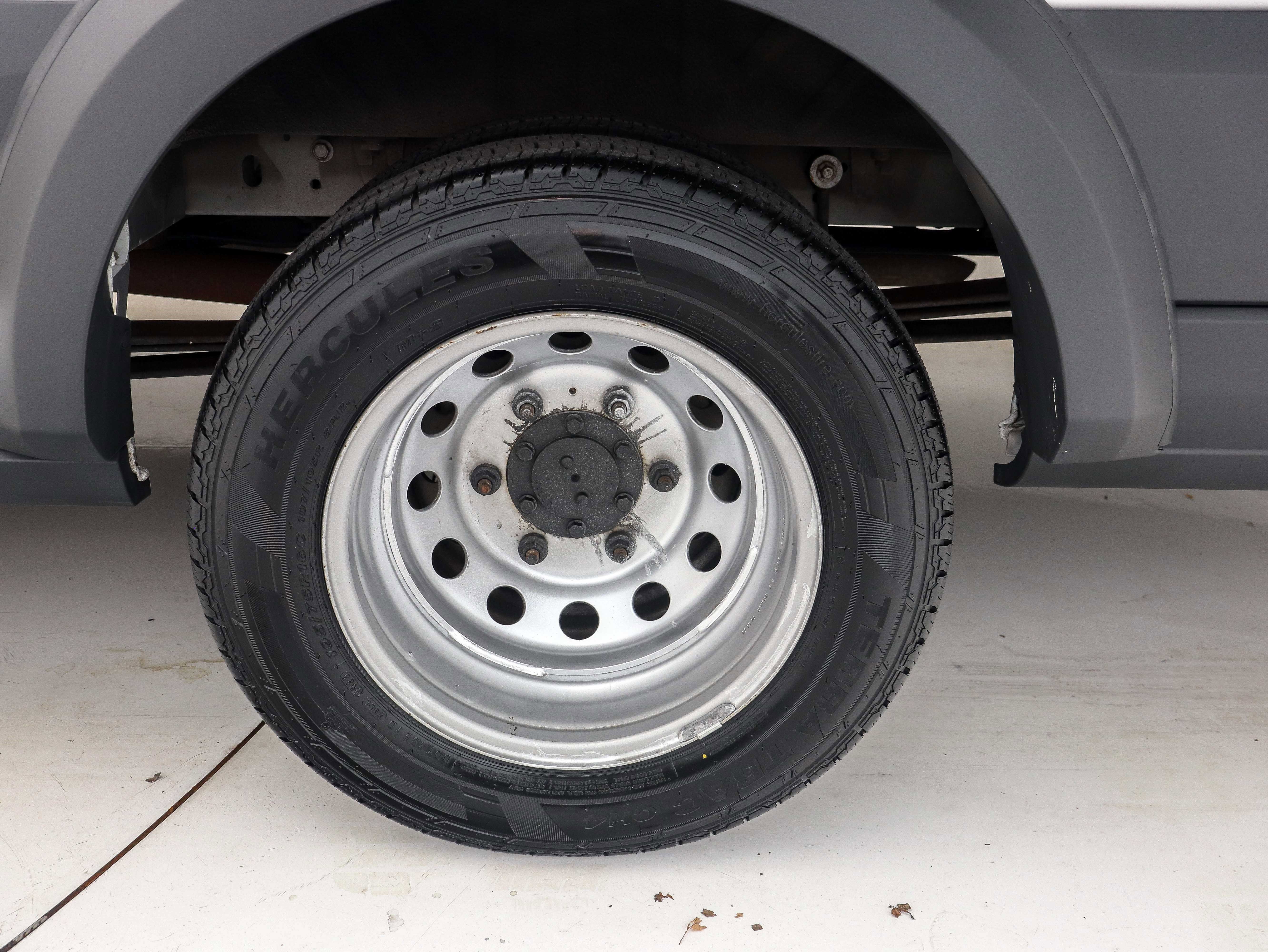 Used 2017 Ford Transit 350 XL image 27