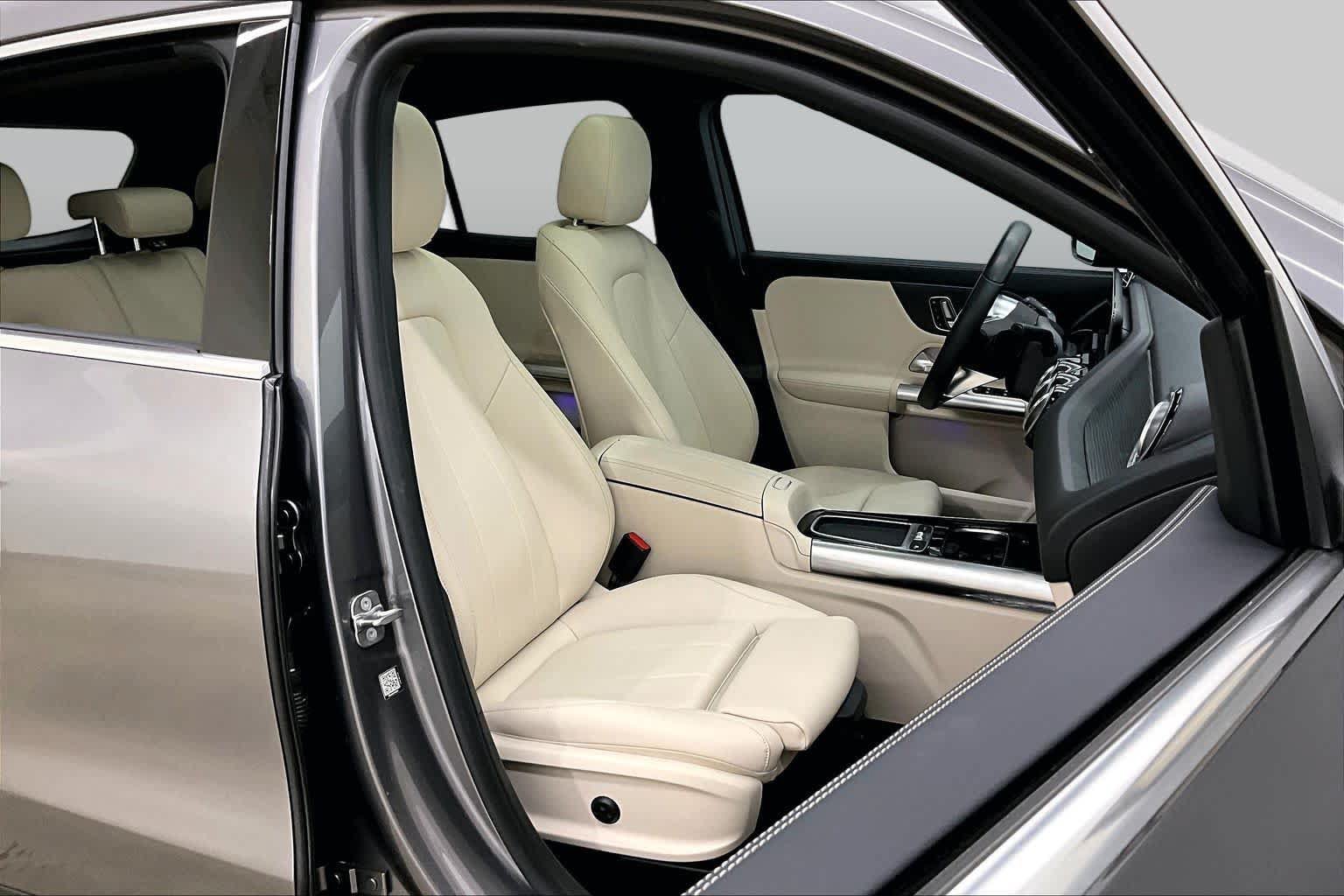 Certified 2025 Mercedes-Benz GLA 250 4MATIC image 9