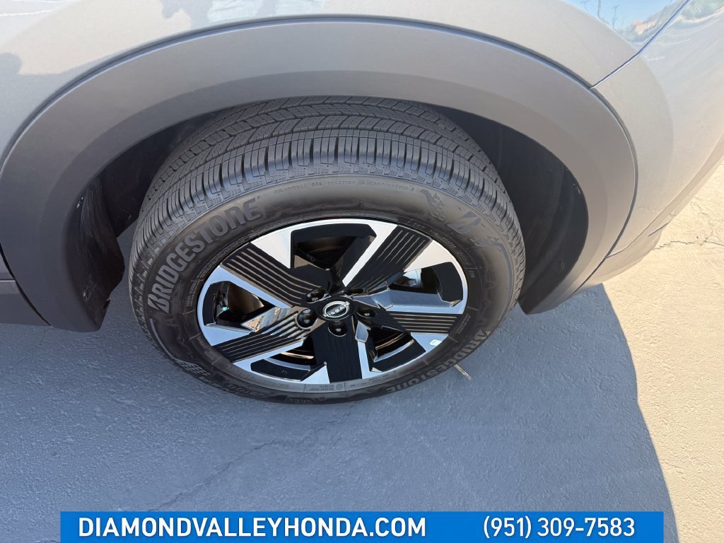 Used 2026 Nissan Kicks SV w/ Cold Weather Package AWD/4WD image 29