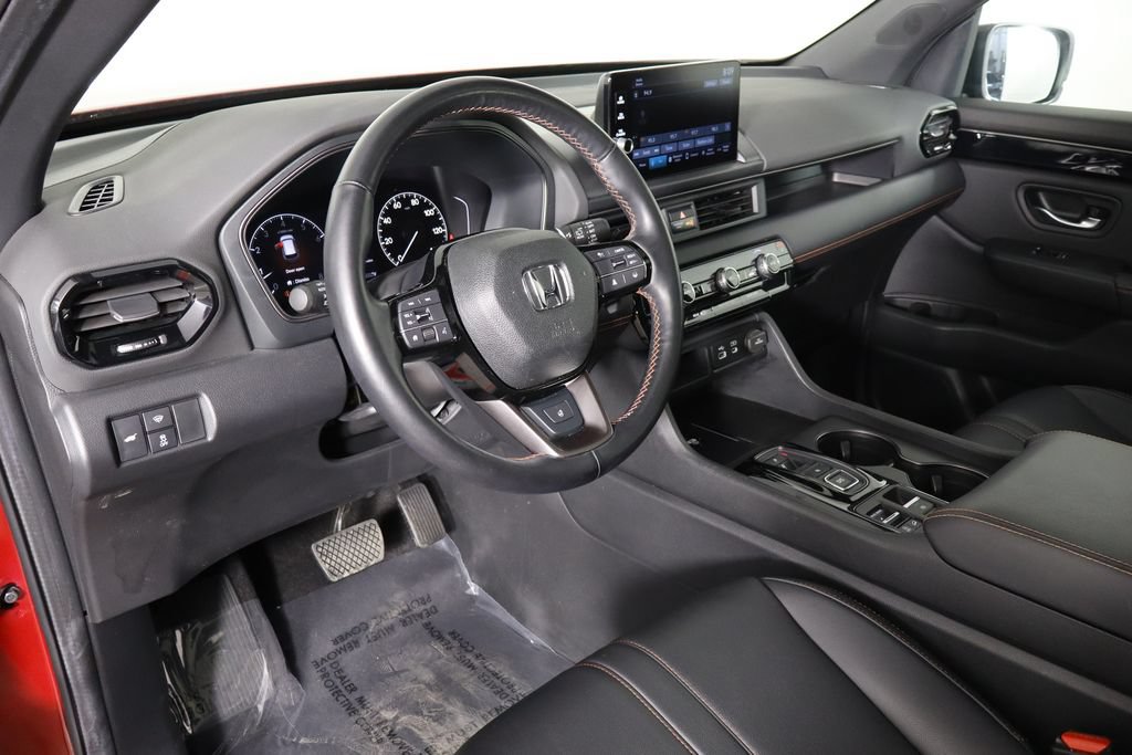 Used 2024 Honda Pilot TrailSport image 28