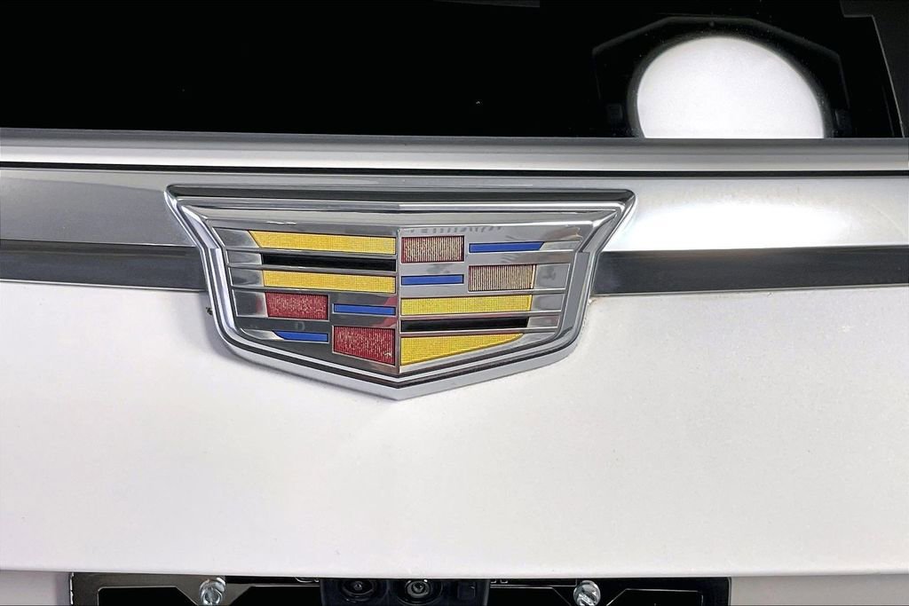 Used 2017 Cadillac Escalade Platinum image 44