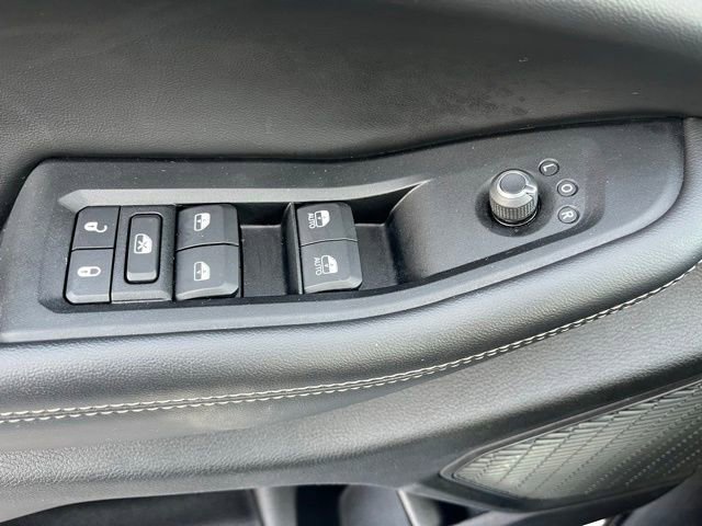 Used 2023 Jeep Grand Cherokee L Laredo AWD/4WD image 21