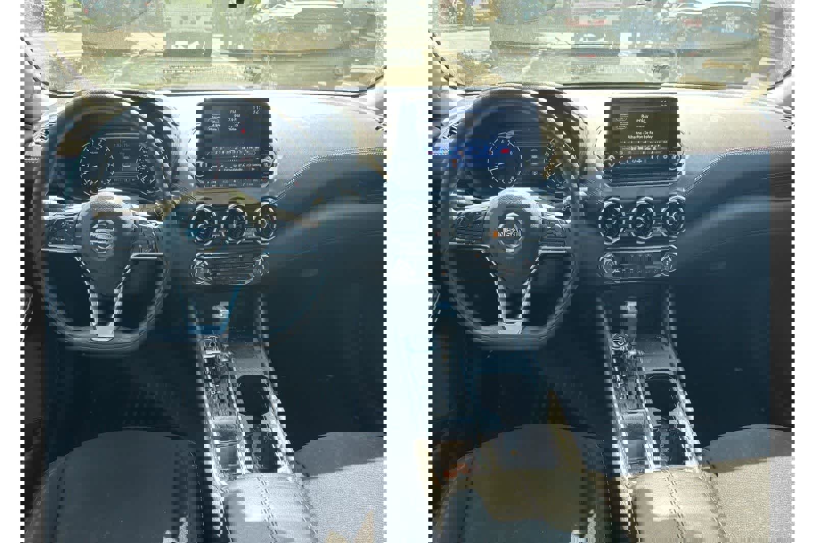 Used 2023 Nissan Sentra SV image 4