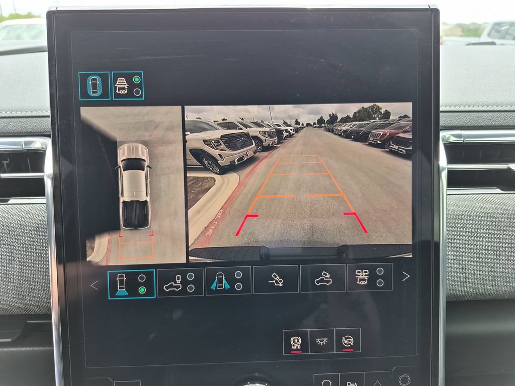 New 2026 GMC Sierra EV Elevation w/ Premium Package AWD/4WD image 31