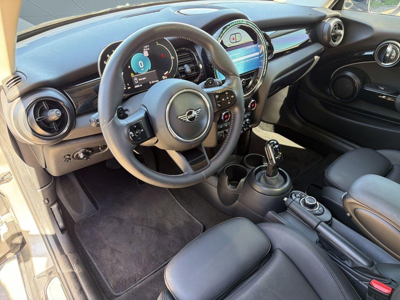 Used 2024 MINI Cooper S image 4