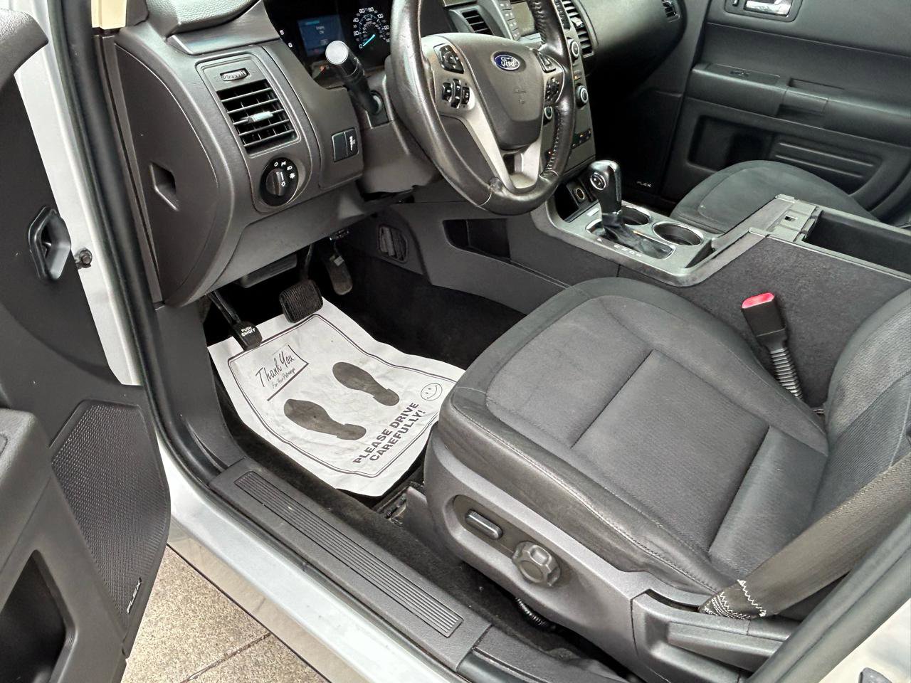 Used 2016 Ford Flex SE FWD image 10