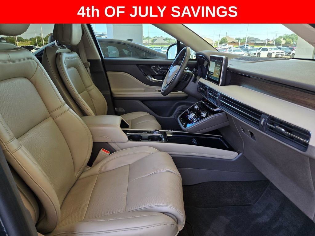 Used 2022 Lincoln Corsair Reserve w/ Equipment Group 201A AWD/4WD image 27