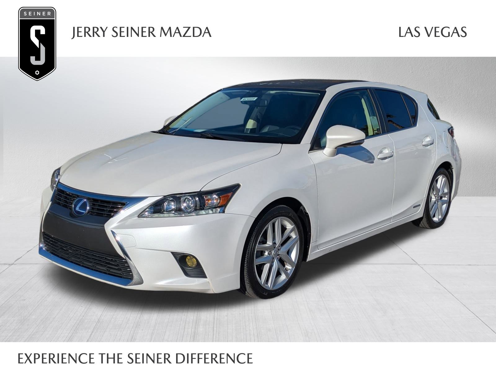 Used 2016 Lexus CT 200h image 1