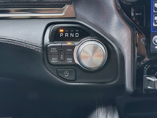 Used 2021 RAM 1500 Limited AWD/4WD image 16