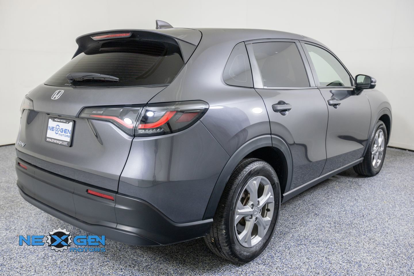 Used 2024 Honda HR-V LX image 7